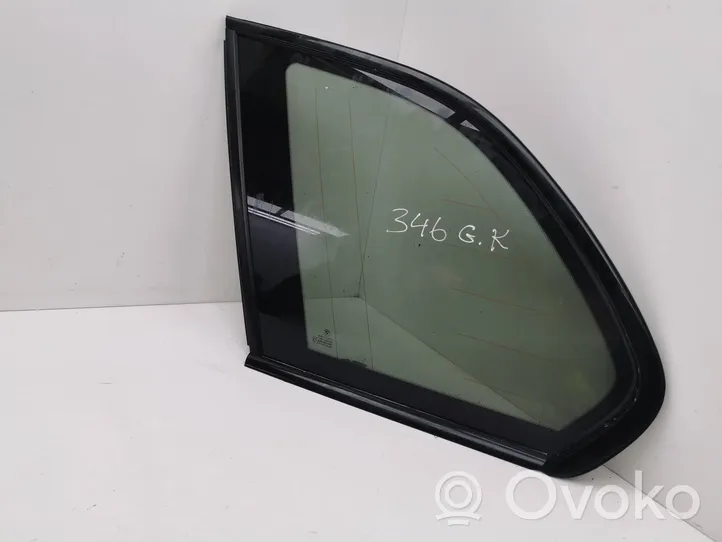 BMW X5 E53 Rear side window/glass 