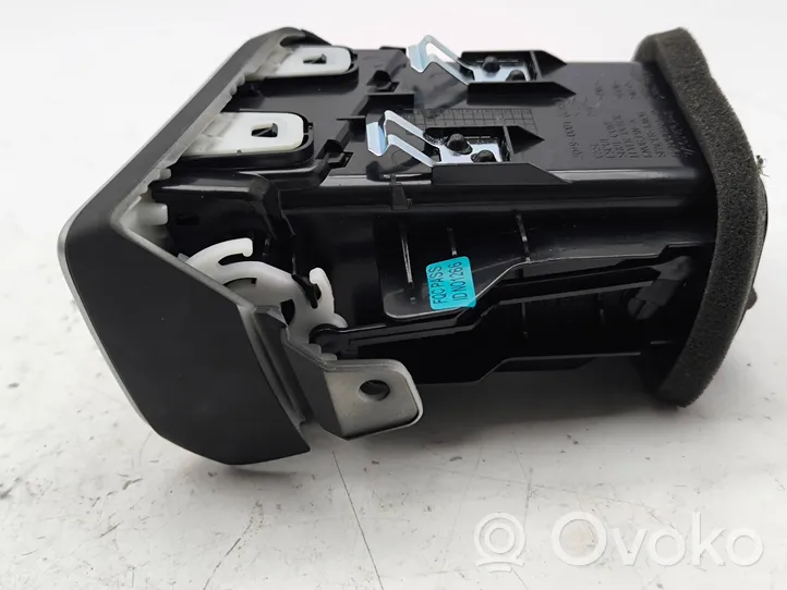 Nissan Qashqai Šoninės oro grotelės 687614EA0A