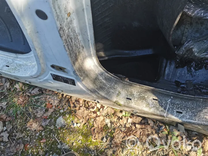 KIA Sportage Pillar (middle) 