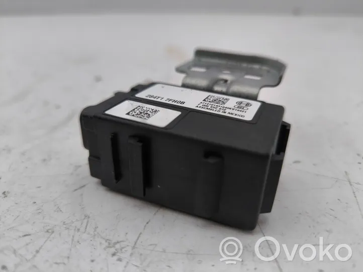 Nissan Qashqai Module de passerelle 284T17FH0B