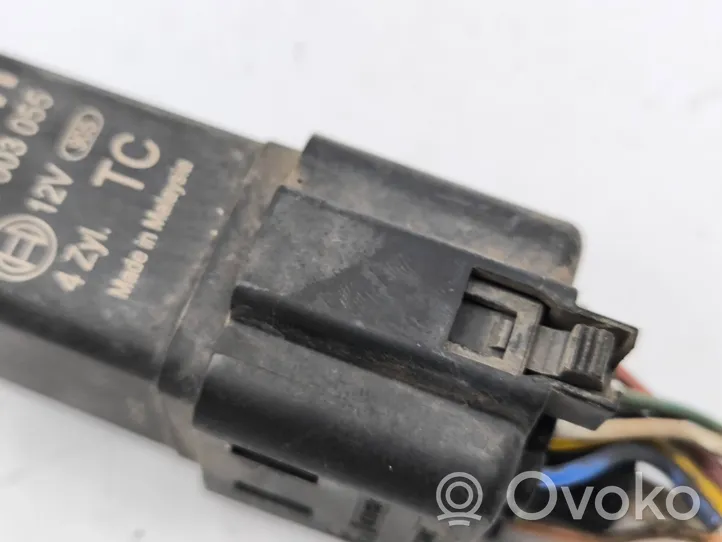 Honda CR-V Glow plug pre-heat relay 0281003055