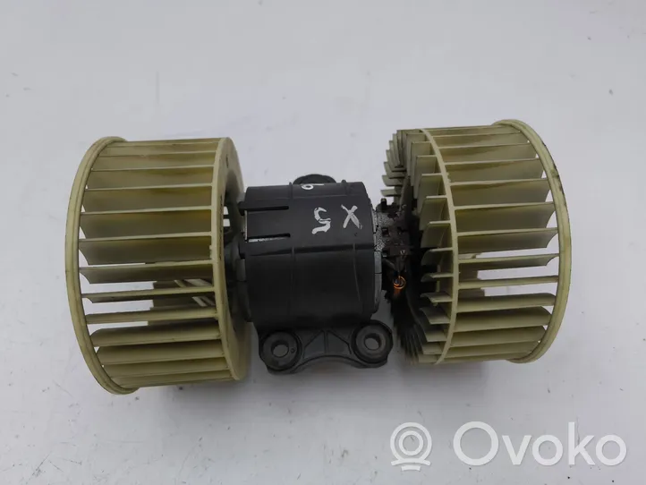 BMW X5 E53 Ventola riscaldamento/ventilatore abitacolo 8385558