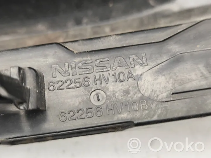 Nissan Qashqai Grotelės apatinės (trijų dalių) 62256HV10A