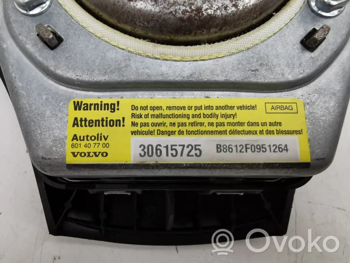 Volvo V50 Ohjauspyörän turvatyyny 301615725