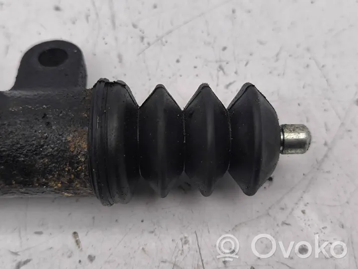 Toyota Corolla E120 E130 Clutch slave cylinder 