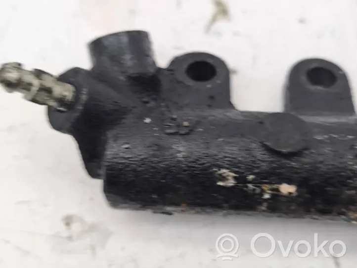 Toyota Corolla E120 E130 Clutch slave cylinder 