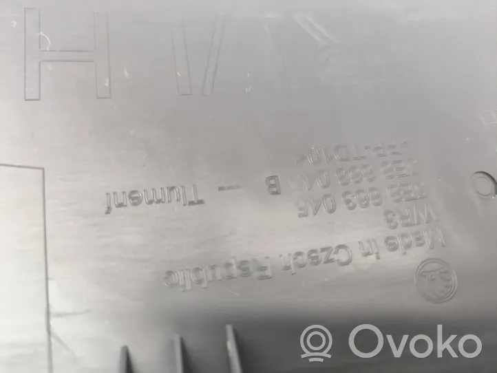 Skoda Octavia Mk4 Osłona boczna tunelu środkowego 5E8863046