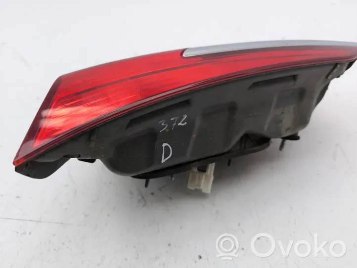 Hyundai i40 Lampy tylnej klapy bagażnika 924043Z001