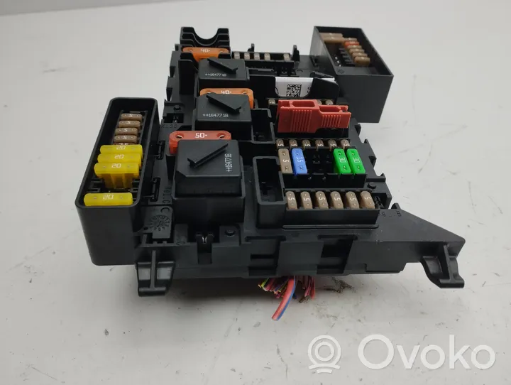 BMW i3 Drošinātāju bloks 7430060736