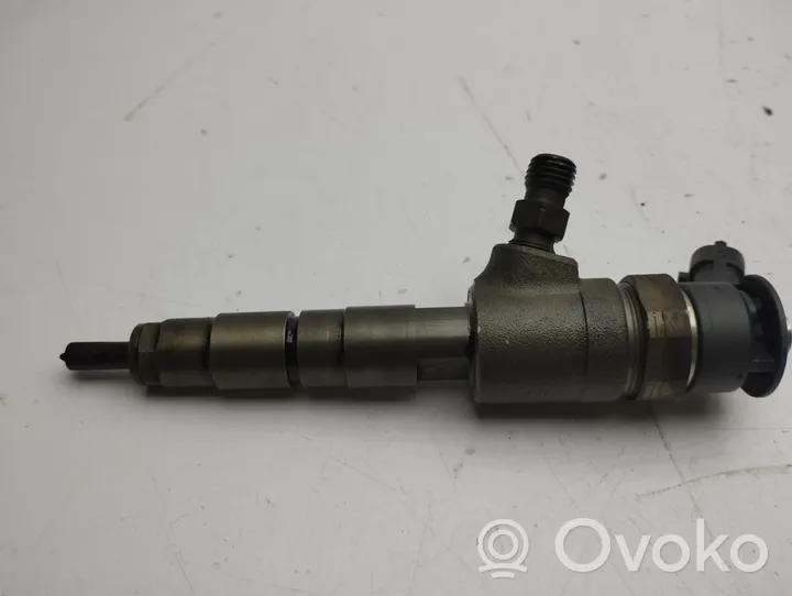 Citroen C4 II Picasso Injecteur de carburant 870692