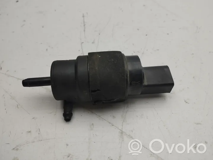 Audi A7 S7 4G Pompe de lave-glace de pare-brise 8K5955647