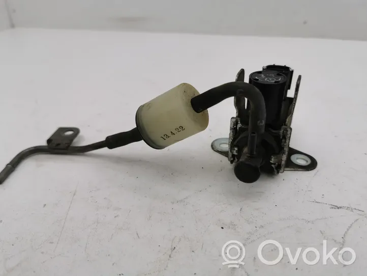 Honda CR-V Vacuum valve 1397000870