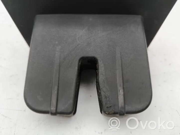 Audi A7 S7 4G Rivestimento serratura portellone posteriore/bagagliaio 4G8827520