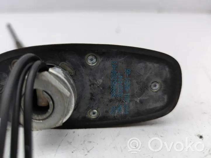 Citroen C4 II Picasso Antena radiowa 9666452880