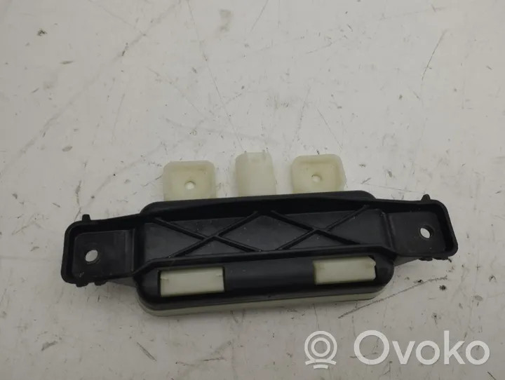 BMW i3 Tailgate opening switch 