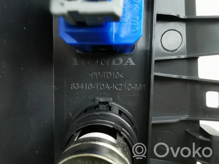 Honda CR-V USB-pistokeliitin 83410T0AK210M1