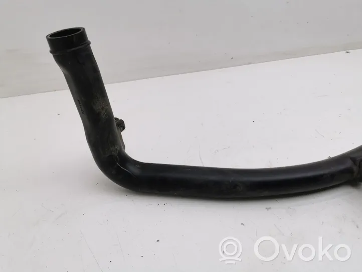 BMW i3 Parte del condotto di aspirazione dell'aria 7642404