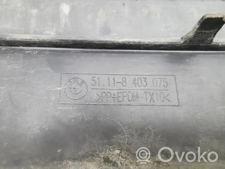 BMW X5 E53 Ramka przedniej tablicy rejestracyjnej 8403075