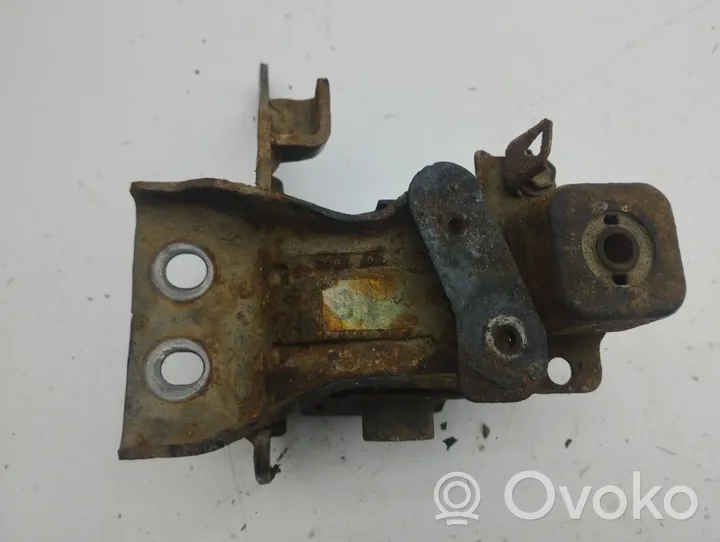 Toyota Corolla E120 E130 Supporto di montaggio del motore 