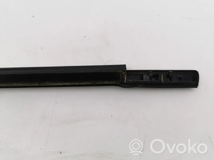 Honda HR-V Rear door glass trim molding 