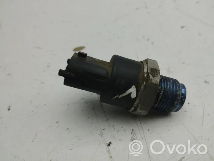 Toyota Yaris Kraftstoffdrucksensor 