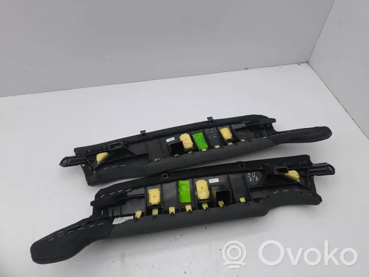 Audi A5 Garniture panneau latérale de siège arrière 8W0885703A