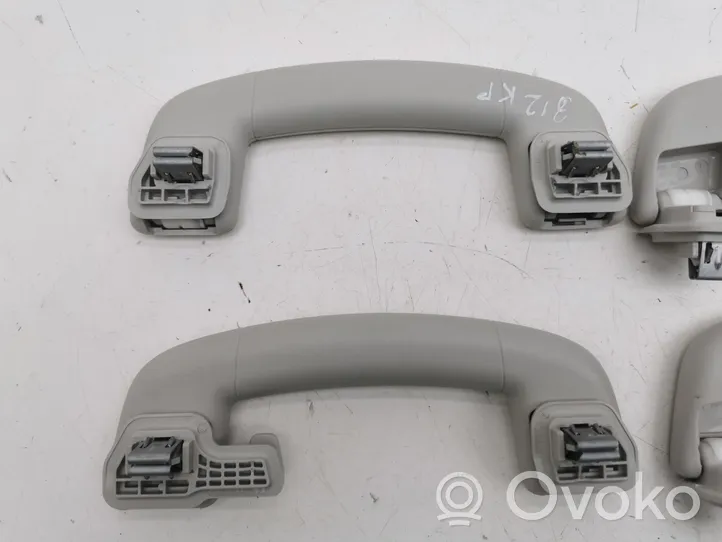 Volkswagen T-Roc A set of handles for the ceiling 