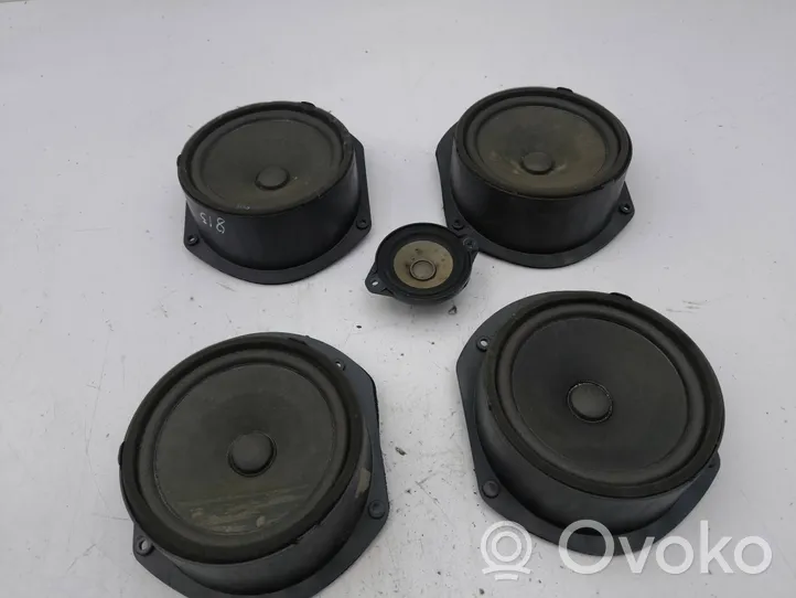 Tesla Model S Kit sistema audio 100483302A