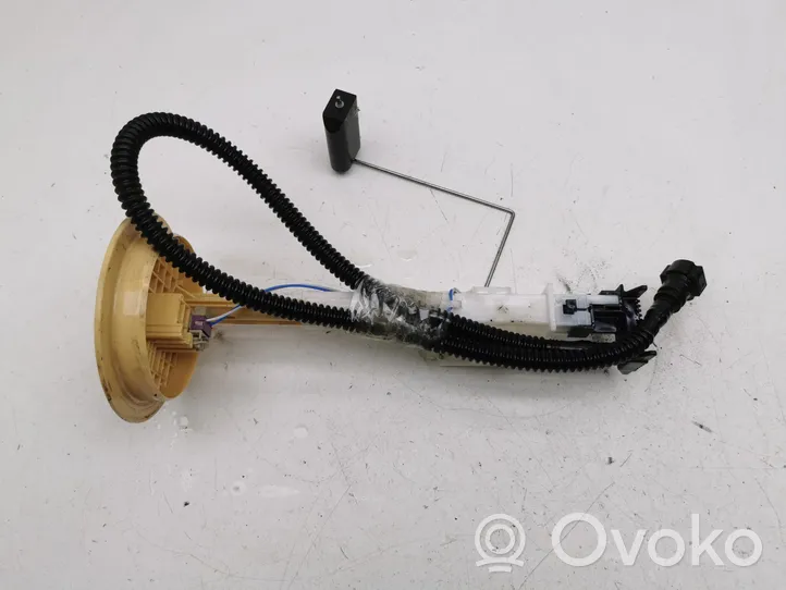 Opel Antara Sensore di livello del carburante AKN00519