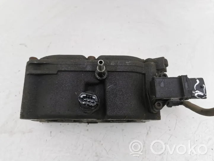 Opel Antara Filtre à carburant 