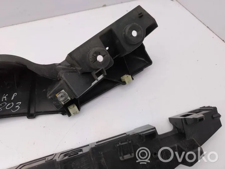 BMW i3 Fender mounting bracket 7299183