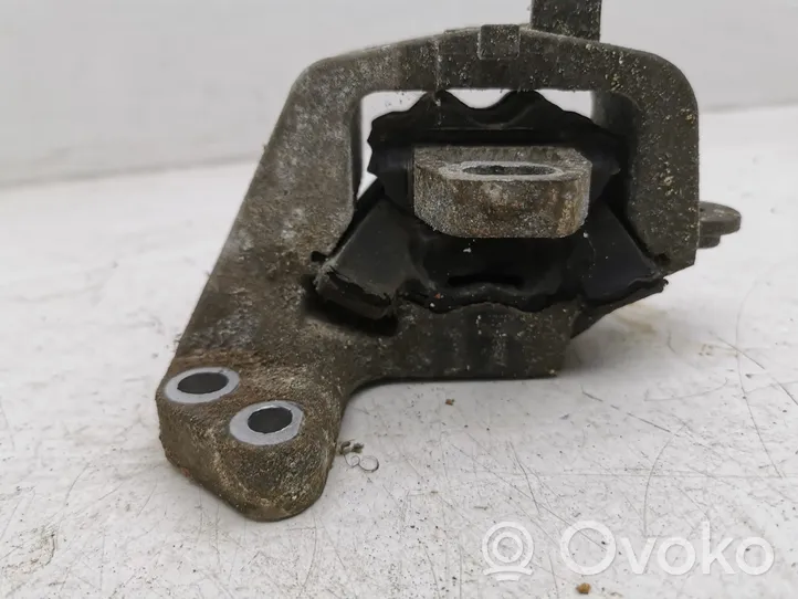 Peugeot 508 Engine mount bracket 