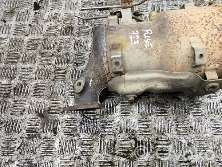 Toyota Corolla Verso AR10 Filtre à particules catalyseur FAP / DPF 