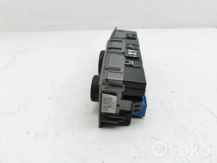 Opel Vectra C Climate control unit 74670703