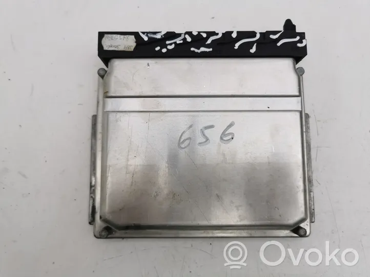 Volvo S60 Sterownik / Moduł ECU 0261207392