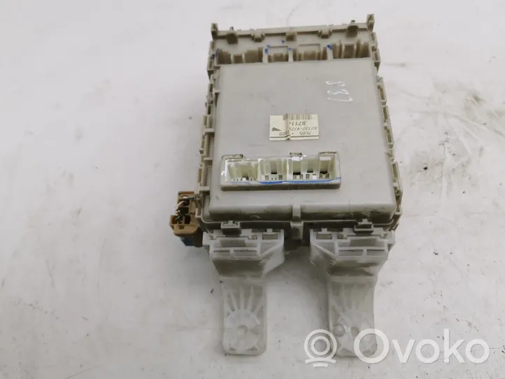 Toyota Prius (XW20) Module de fusibles 8273047290