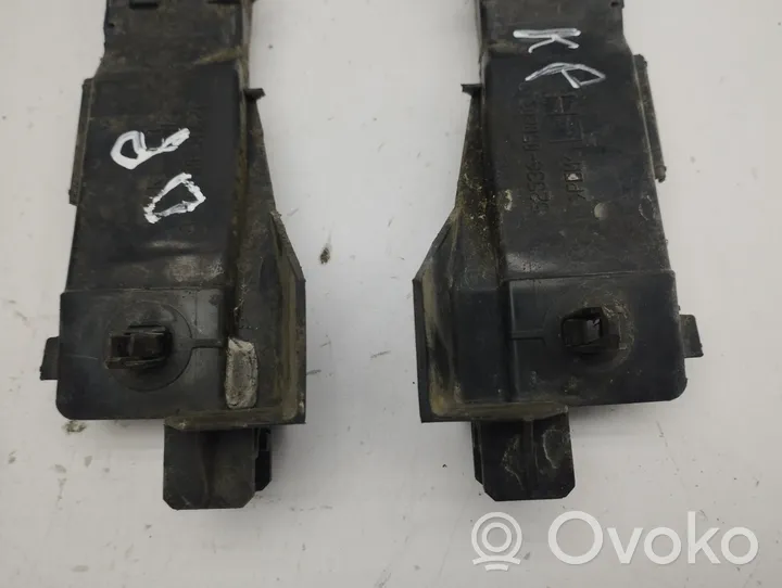 Toyota Avensis T250 Staffa di rinforzo montaggio del paraurti anteriore 5253505020