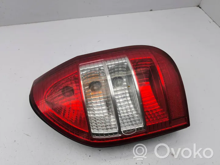 Opel Zafira A Rear/tail lights 