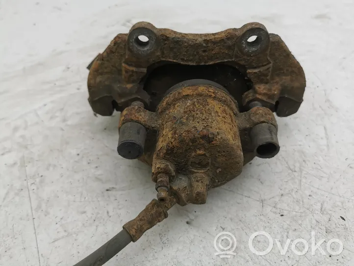 Ford C-MAX I Front brake caliper 