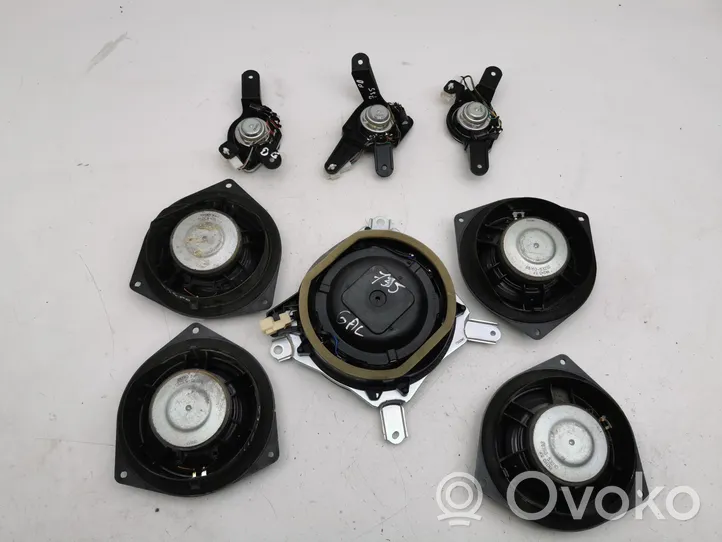 Lexus IS 220D-250-350 Audio sistēmas komplekts 8616053300