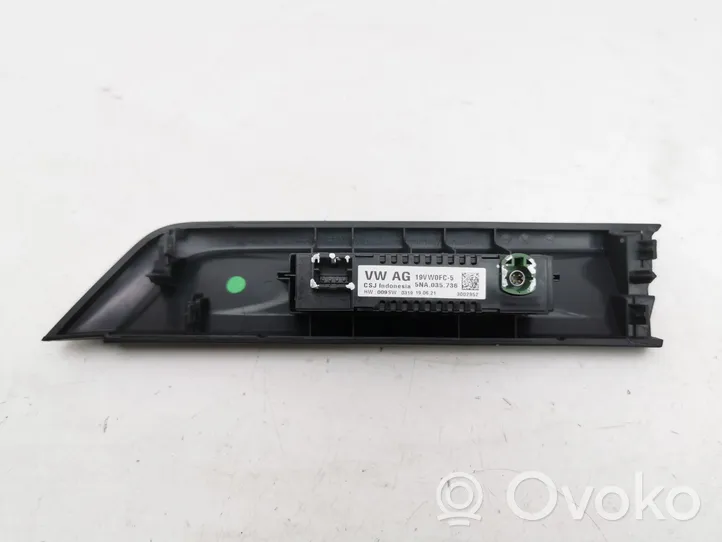 Volkswagen Golf VIII USB-pistokeliitin 5NA035736