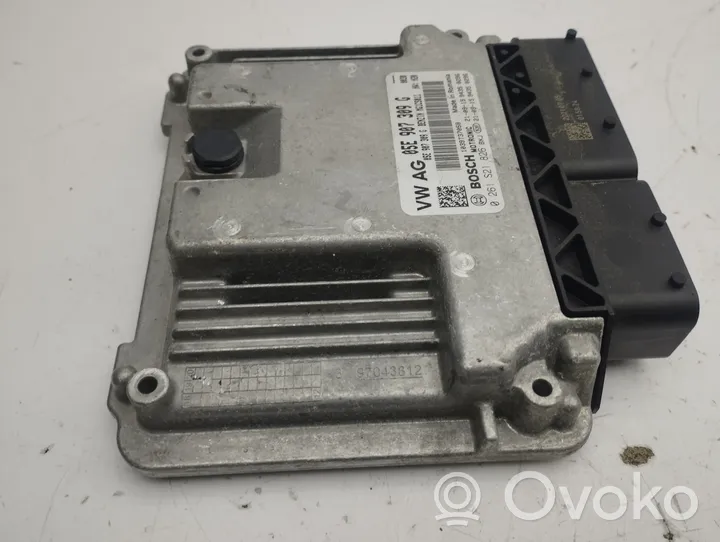 Volkswagen Golf VIII Sterownik / Moduł ECU 05E907309G