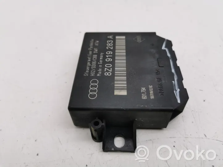 Audi A2 Pysäköintitutkan (PCD) ohjainlaite/moduuli 8Z0919283A