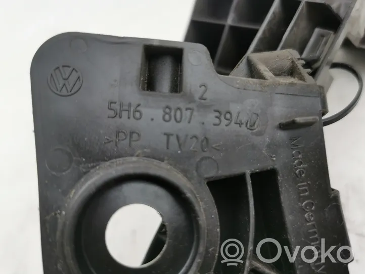 Volkswagen Golf VIII Support de pare-chocs arrière 5H6807394D