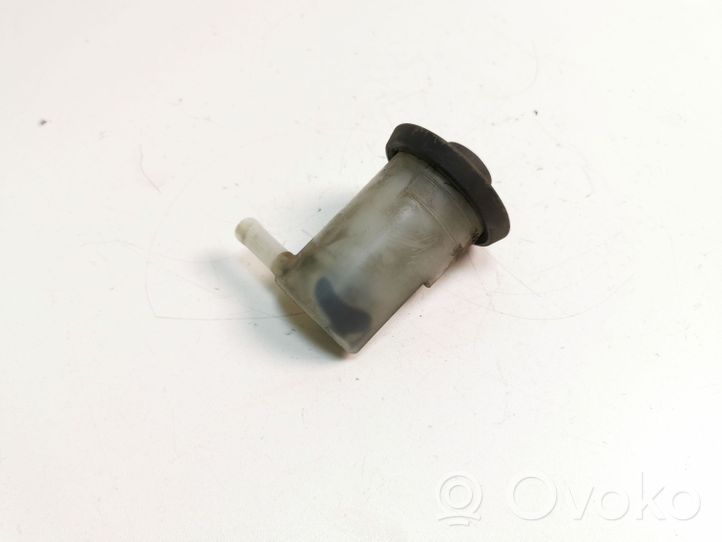 Toyota Avensis T220 Clutch fluid reservoir/tank 