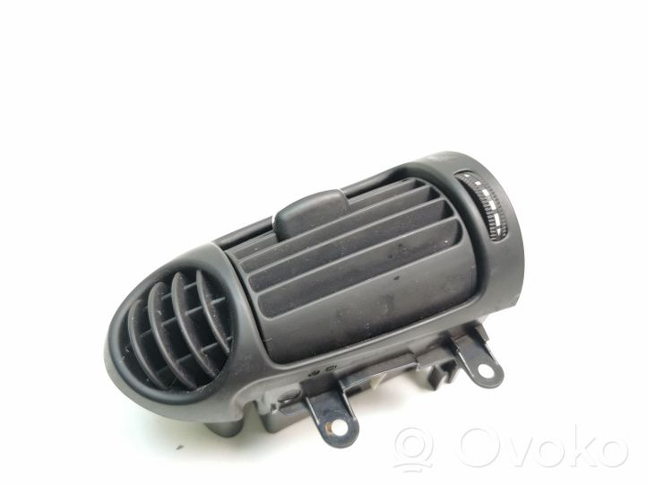 Mercedes-Benz CLC CL203 Copertura griglia di ventilazione laterale cruscotto A2038300554