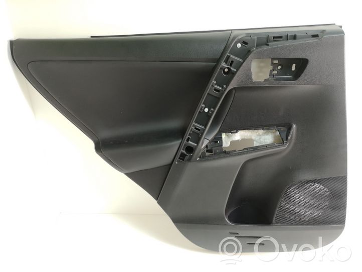 Toyota RAV 4 (XA40) Rivestimento del pannello della portiera posteriore 67788X1B05