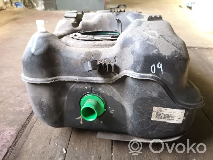 Chevrolet Trax Réservoir de carburant 687912733