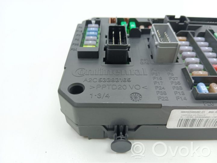 Citroen C4 II Picasso Module de fusibles 9806098680