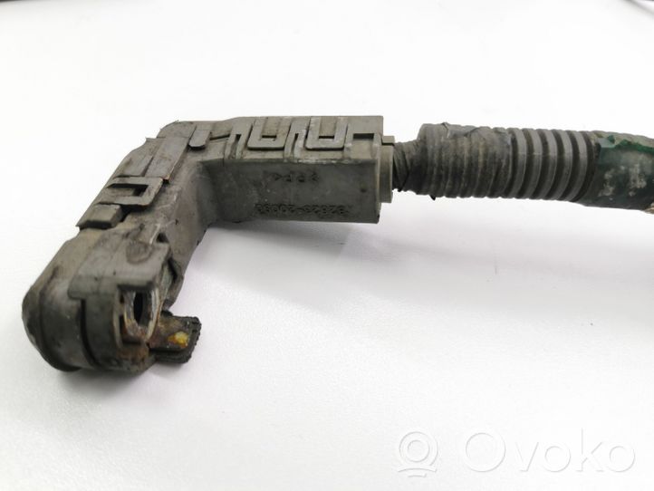 Toyota RAV 4 (XA30) Positive cable (battery) 8282320090